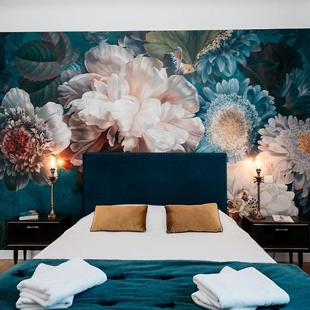 Les Precieuses Suites & Spa II Авиньон Экстерьер фото