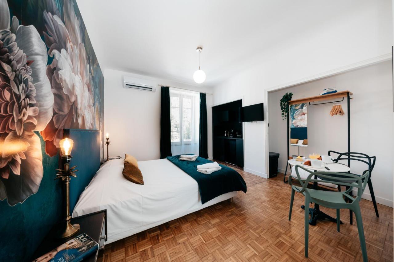 Les Precieuses Suites & Spa II Авиньон Экстерьер фото